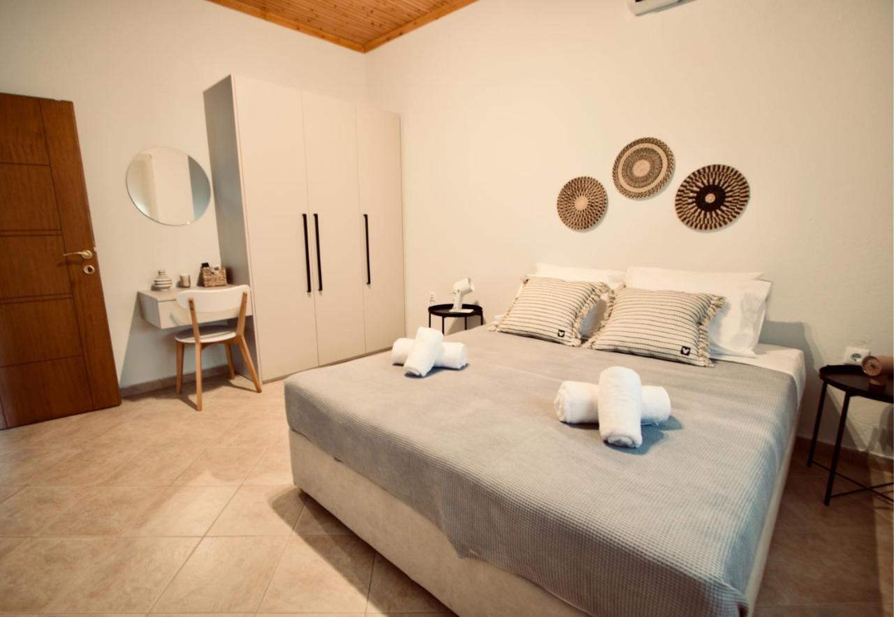 Enalio Beach House Nea Kallikrateia Exterior foto